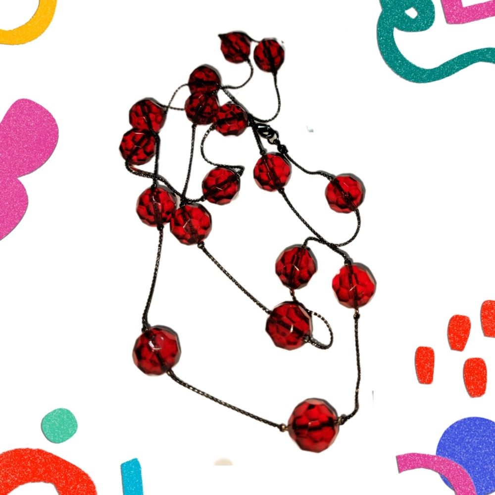 ✓10/$20. Red Beads with Dark Silver Necklace - Picture 3 of 3